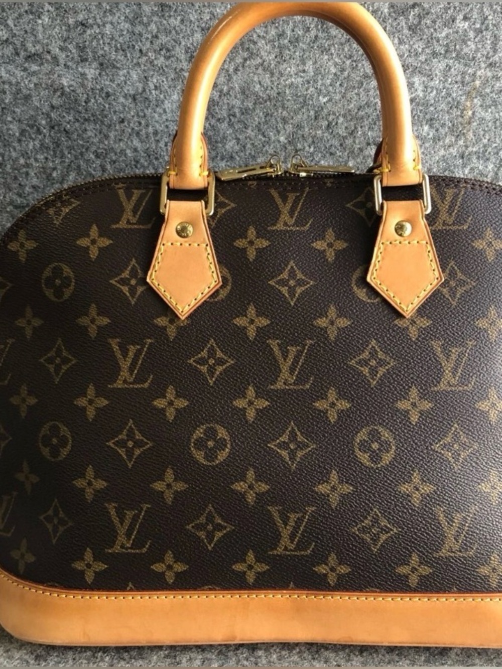 🔥Louis Vuitton Vintage Monogram Satchel Made in France, 1998 with COA🔥 - Picture 11 of 17